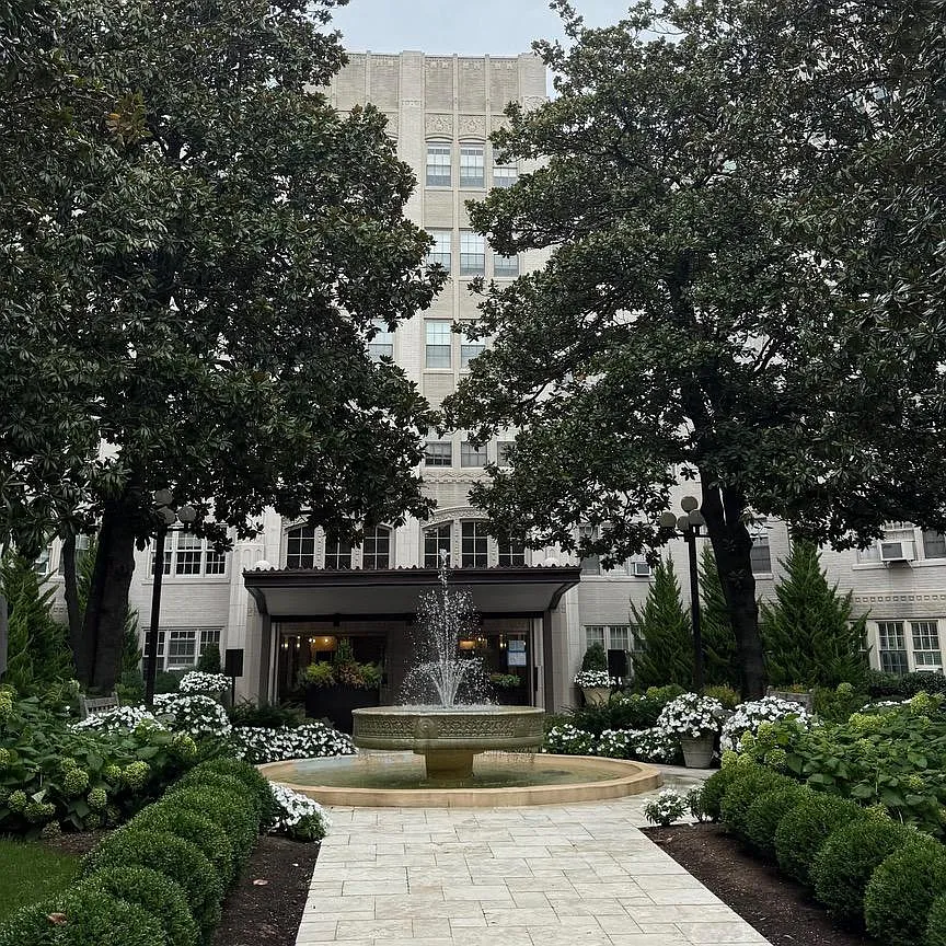 1 bed, 1.0 bath, 891 sqft, $2,800 — Photo 3