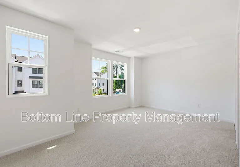 2308 Oakwood Meadows Ct — Photo 34