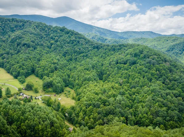 Chandler Cove Rd, Erwin, TN 37650