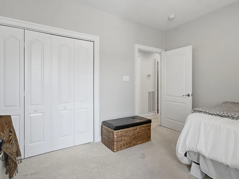 5500 Goose Pond Ln #1A — Photo 29