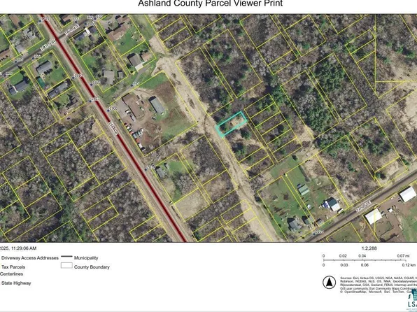 Ellis Ave, Ashland, WI 54806