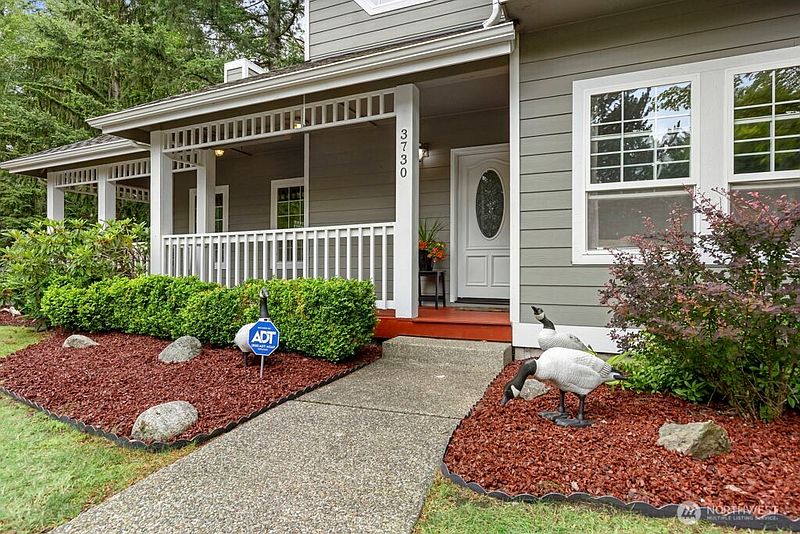 4th image of 3730 SW Galway Court