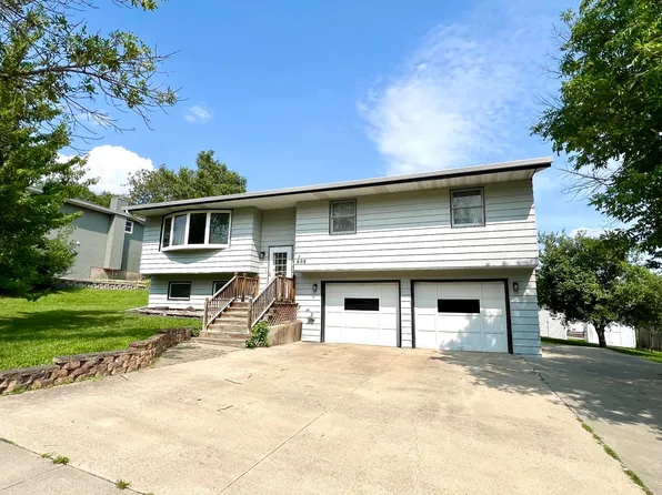 608 N Taylor Ave, Pierre, SD 57501
