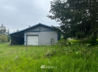 990 Devries Rd, Oak Harbor, WA 98277