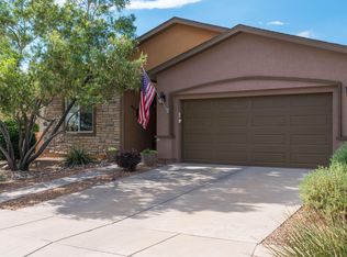 371 Zuni River Cir SW, Los Lunas, NM 87031