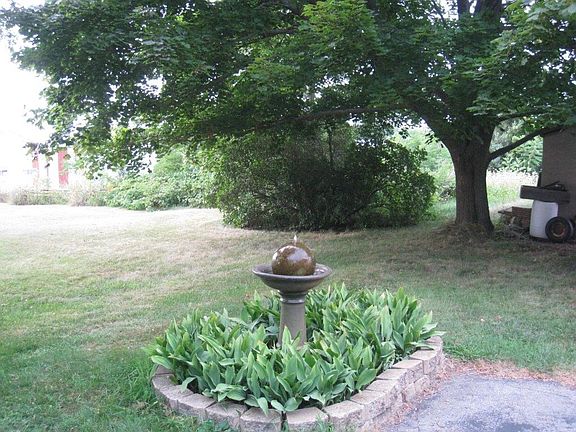 3rd image of 8664 County Road C