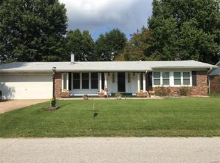 1315 Morning Star Dr, Cahokia, IL 62206