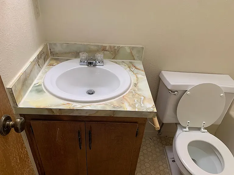 321 Withers St #16 — Photo 4