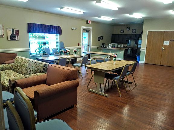 3rd image of 1600 Adams Ln #6338
