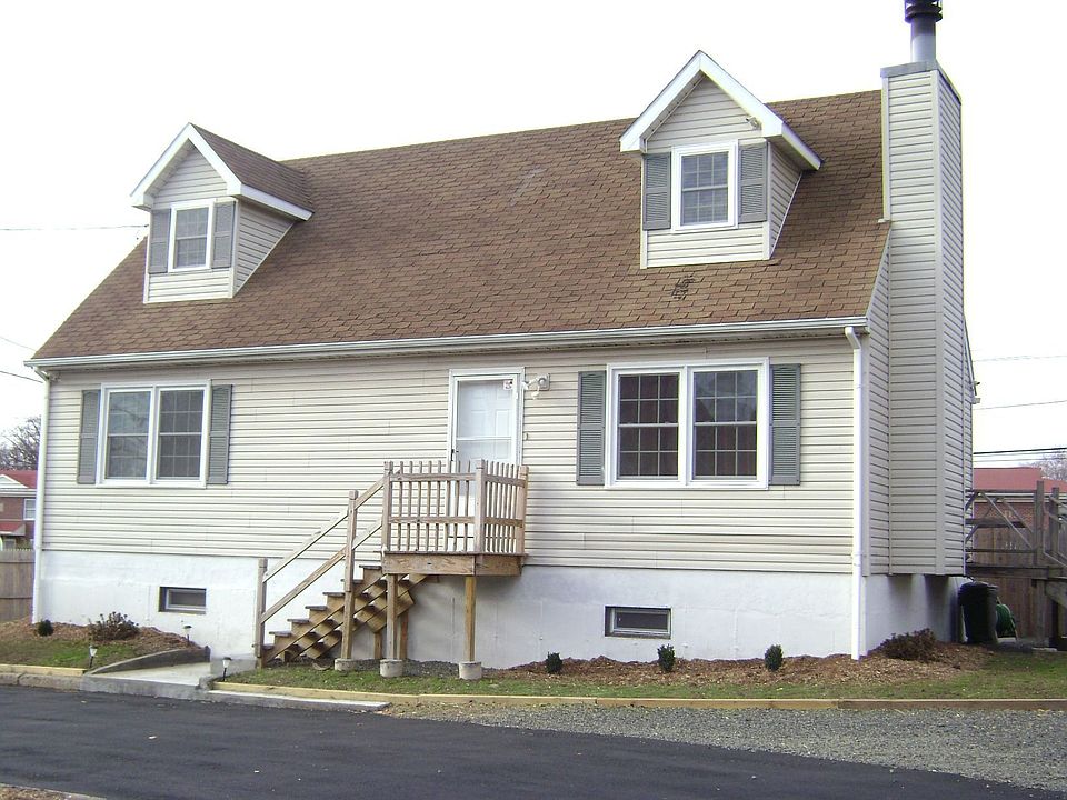 2nd image of 194-198 Walnut St