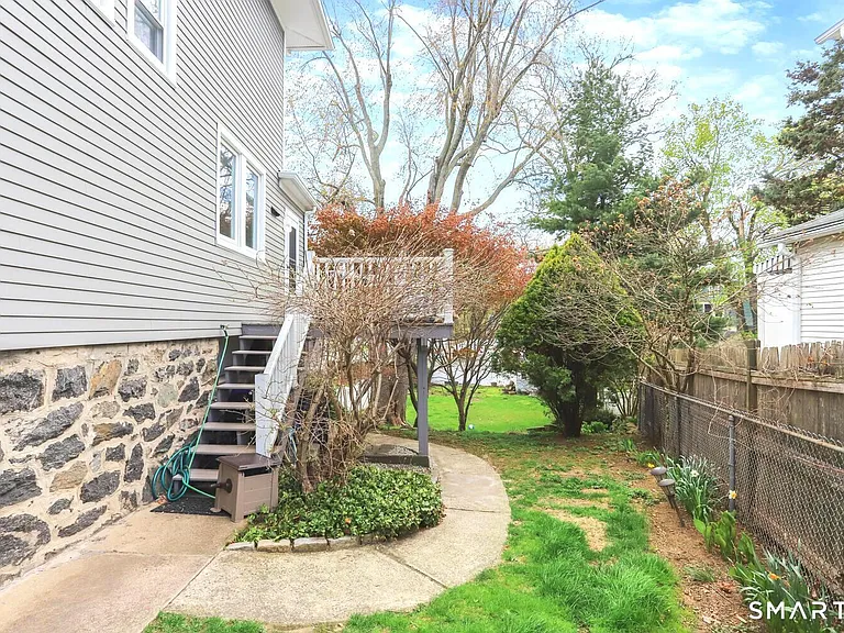 28 Wessels Pl #1 — Photo 22