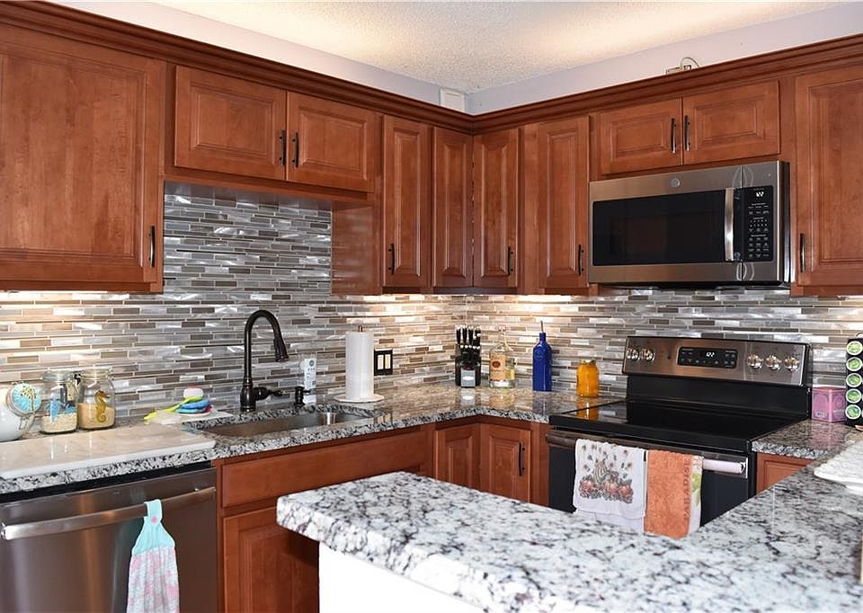 1st image of 6064 SE Riverboat Dr #726