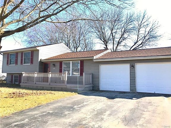 2nd image of 5381 Tourmaline Dr