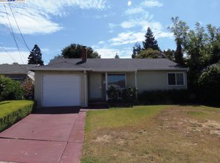 19666 Salem Rd, Castro Valley, CA 94546