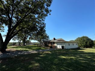 124 Donald Dr, Pendleton, SC 29670