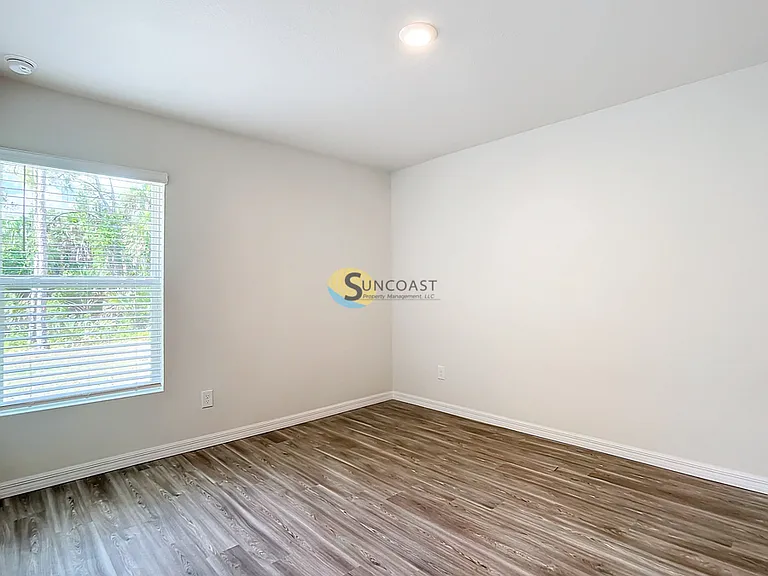 11501 N Landover Ter — Photo 20