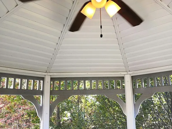 12209 Greenbriar Branch Dr, Potomac, MD 20854