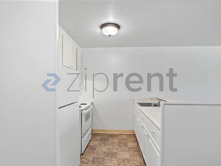 100 Village Dr #206 — Photo 9
