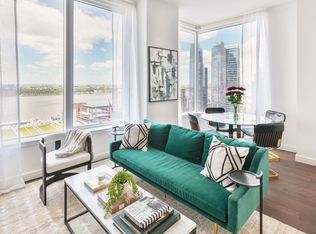 515 W 36th St APT 28F, New York, NY 10018