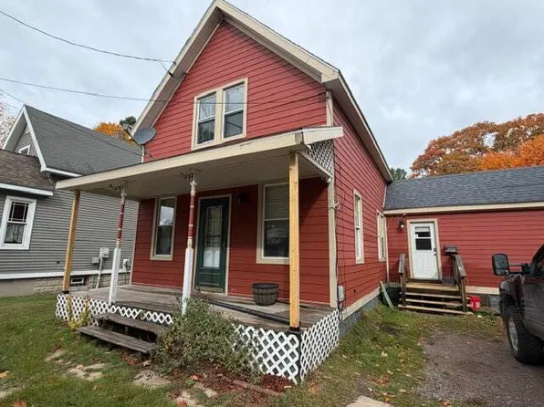 2124 W 4th Ave, Sault Sainte Marie, MI 49783