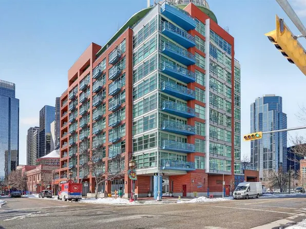 205 E Riverfront Ave SW #312, Calgary, AB T2P 5K4