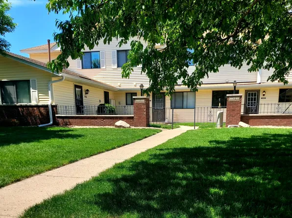 2653 Brookdale Ln N, Brooklyn Park, MN 55444