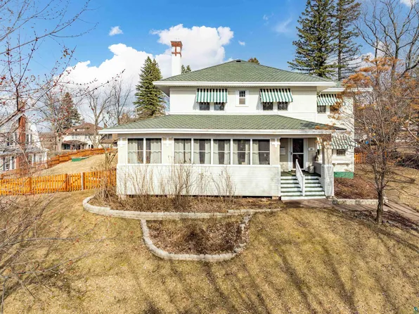 26 6th St, Cloquet, MN 55720