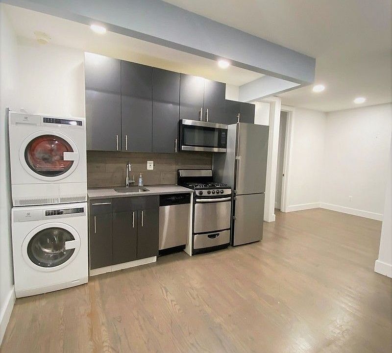 1st image of 200 W 145th St #10B