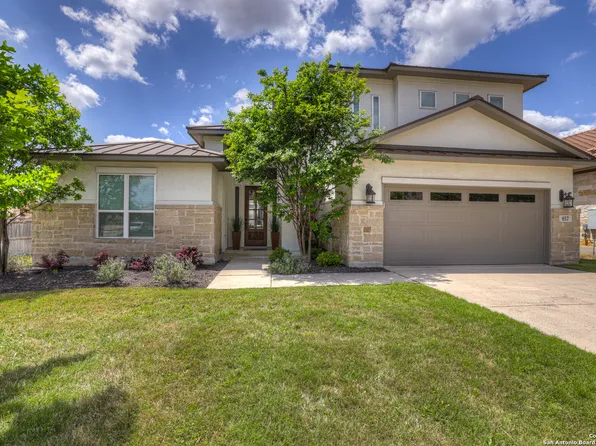 857 Lorikeet Ln, New Braunfels, TX 78132