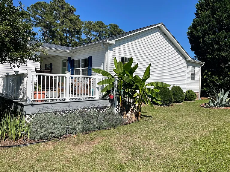 504 Deer Path — Photo 1