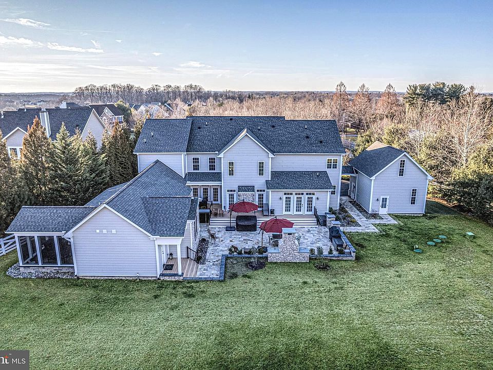 2nd image of 14305 Roxbury Meadow Dr