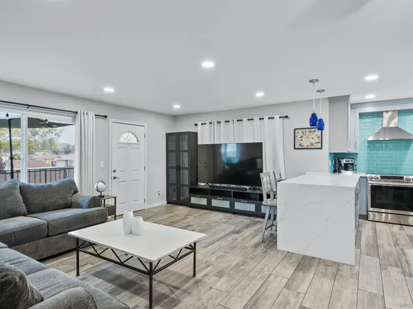 1600 Summertime Dr, El Cajon, CA 92021