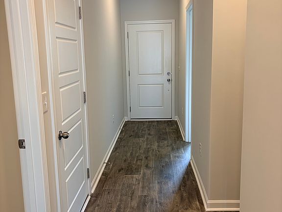 4th image of 209 Brackish Dr