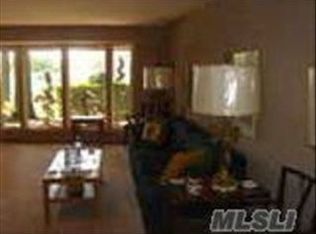 120 Hewlett Ave, Merrick, NY 11566