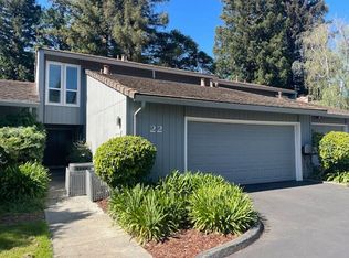 22 Rolling Green Cir, Pleasant Hill, CA 94523
