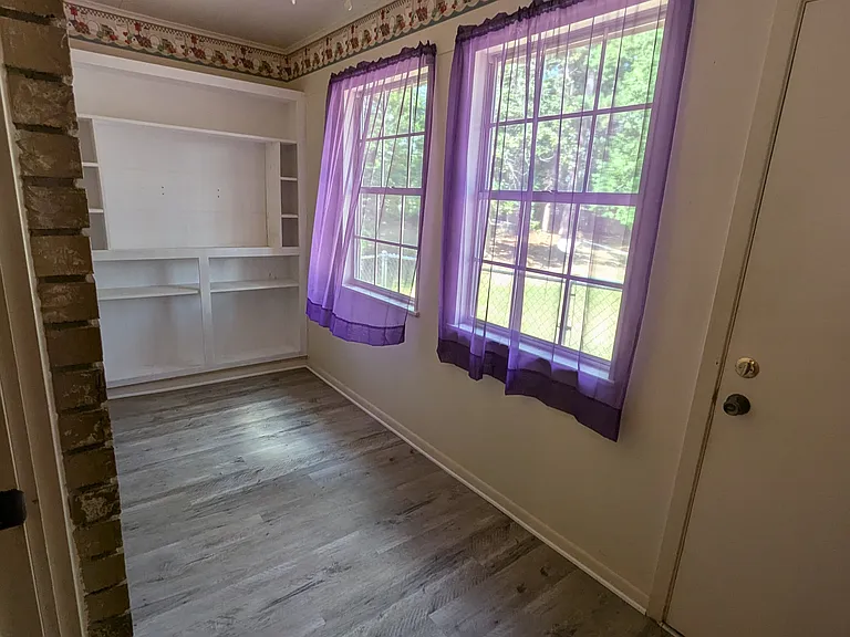 412 Woodyard Pl — Photo 9