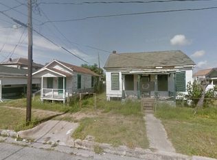 811 Mike Gaido Blvd, Galveston, TX 77550
