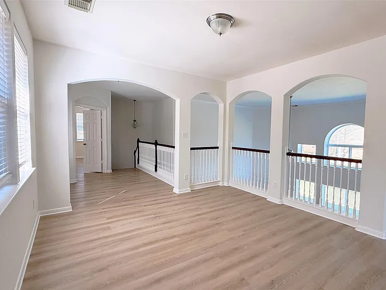 8610 Rising Oak Ln — Photo 38