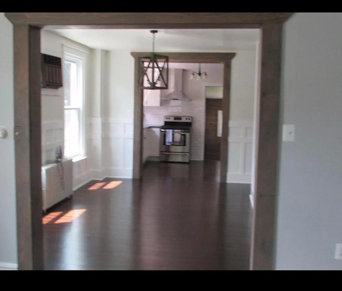 951 Church St — Photo 3