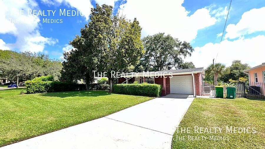 1st image of 1320 Audubon Dr