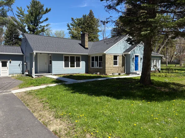 (undisclosed Address), Orchard Park, NY 14127