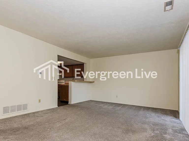 9730 Nettleton Park — Photo 4