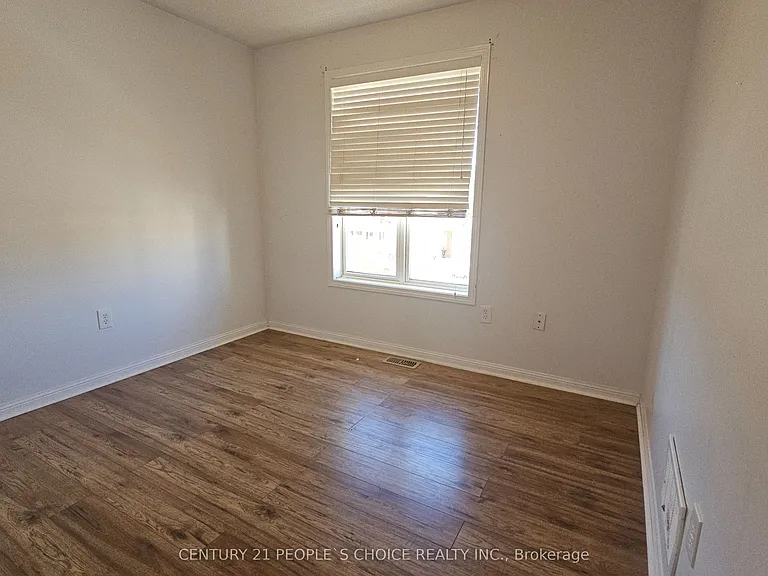 918 McNair Cir — Photo 15