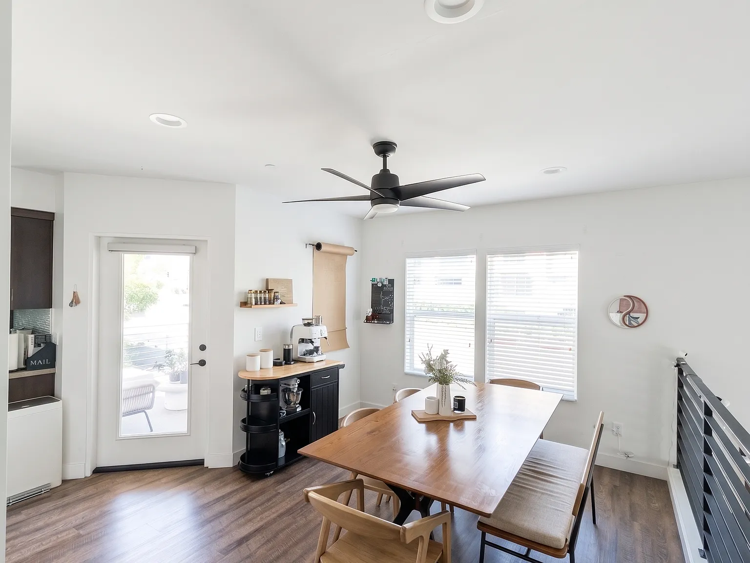 1804 Termino Ave — Photo 2