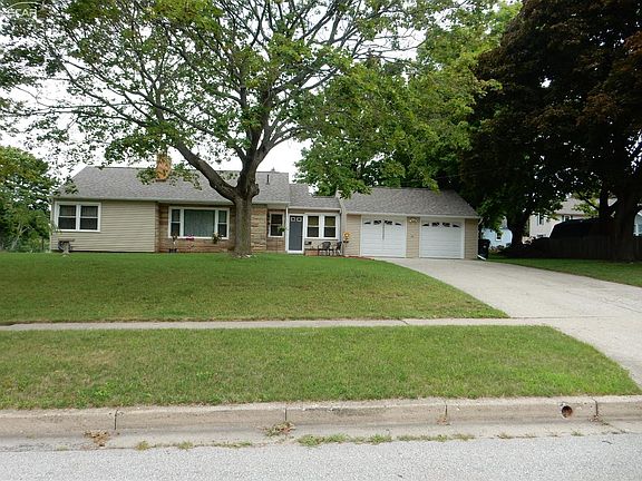 4th image of 616 Campbell Dr