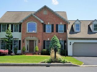 208 Oak Ln #L-0018, Palmyra, PA 17078