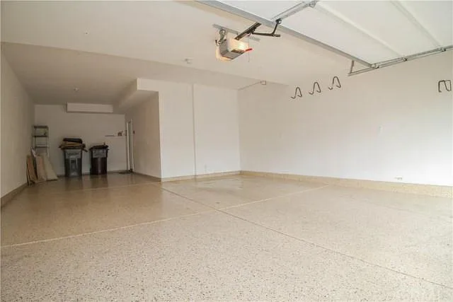 40879 Belleray Ave — Photo 9