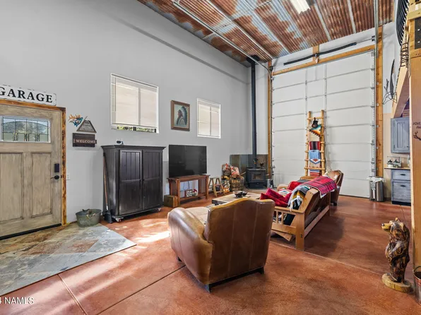 6301 E Buckskin Ave, Williams, AZ 86046