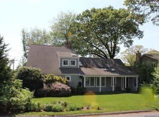 51 Pine Point Rd, Norwalk, CT 06853