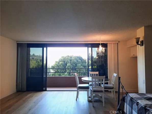 24055 Paseo Del Lago Unit 512, Laguna Woods, CA 92637